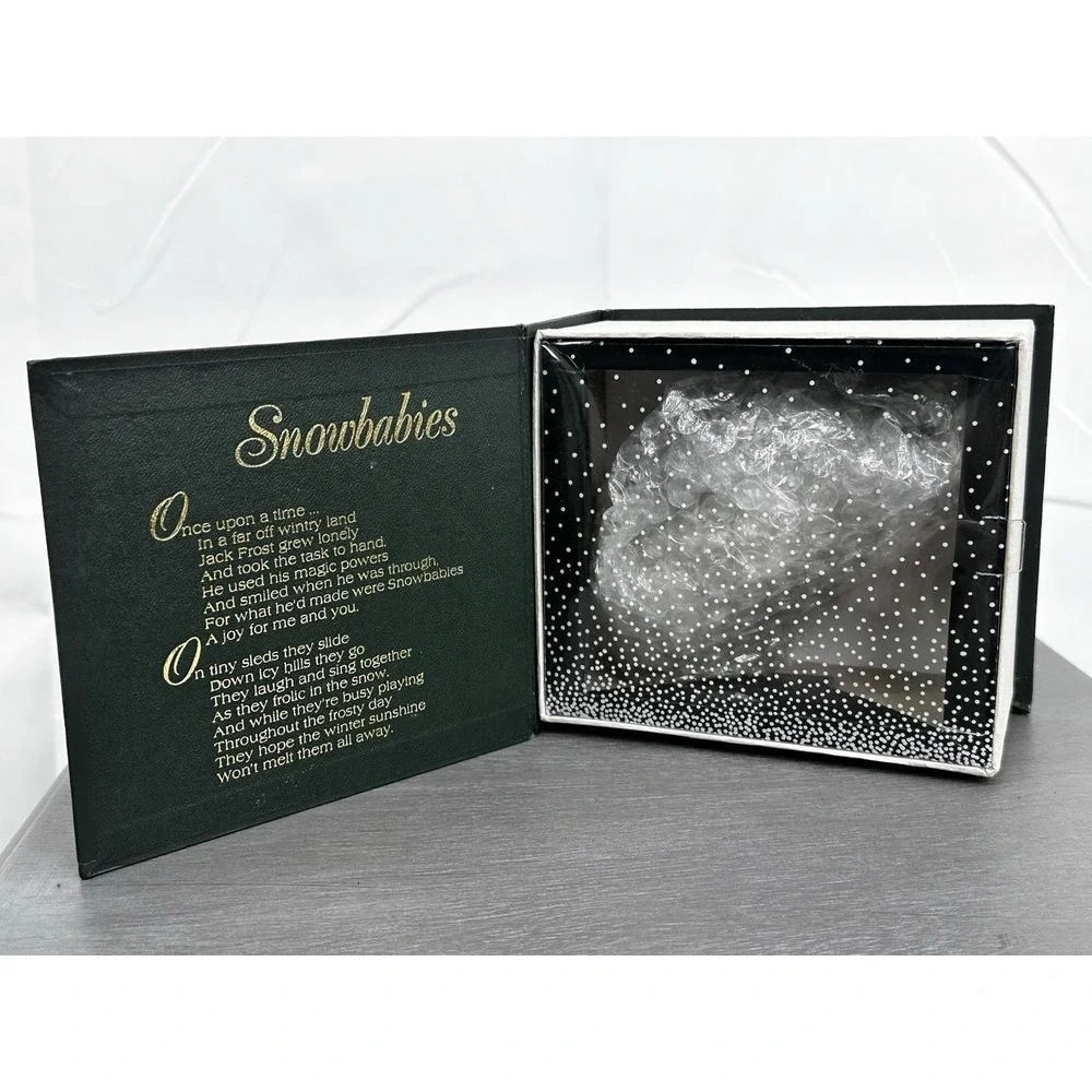 Department 56‎ Winter Tales Snowbabies A Special Delivery Figurine Snowshoes Box